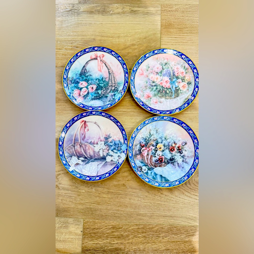 4 Lina Liu Collector’s Plates
